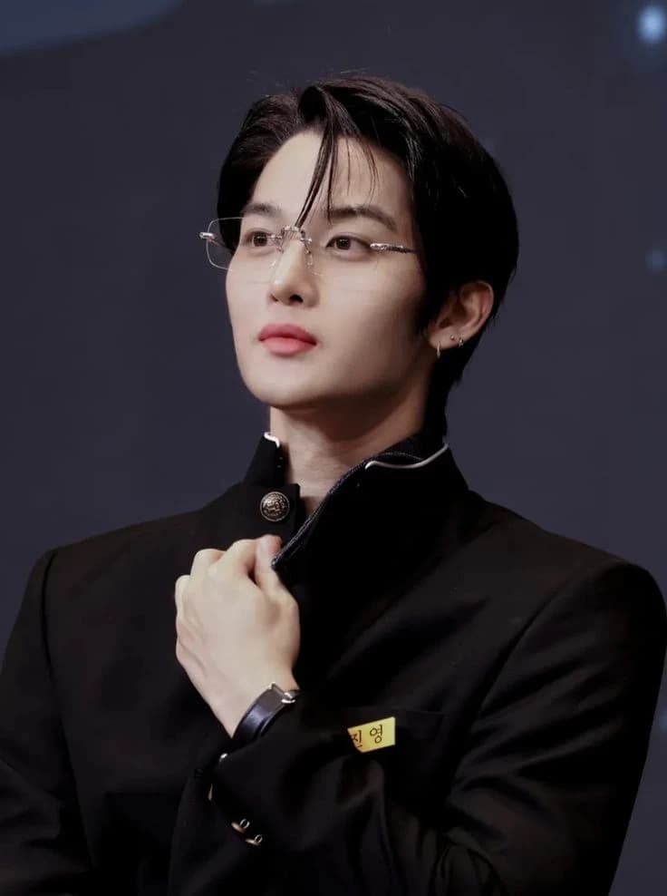 Bae jinyoung thumbnail