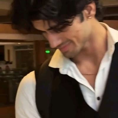 Aryan Oberoi thumbnail