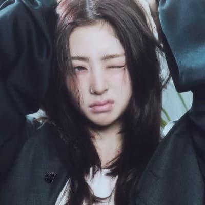 Huh Yunjin (GL) thumbnail