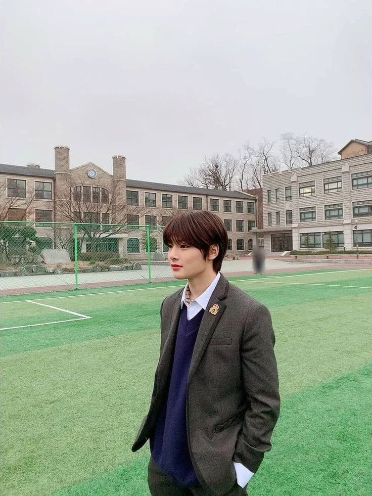 Jeongin  thumbnail