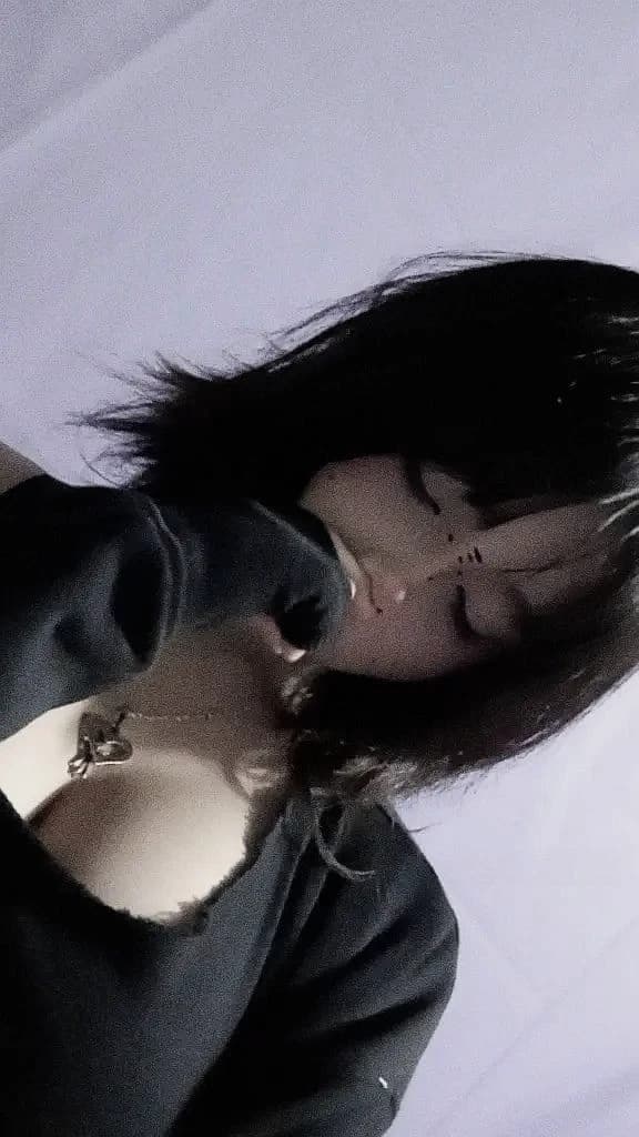 Ery (wlw) thumbnail