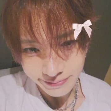 Lee Heeseung | ⋆｡ ﾟ ☁︎｡ ⋆｡ ﾟ ☾ ﾟ ｡ ⋆ thumbnail