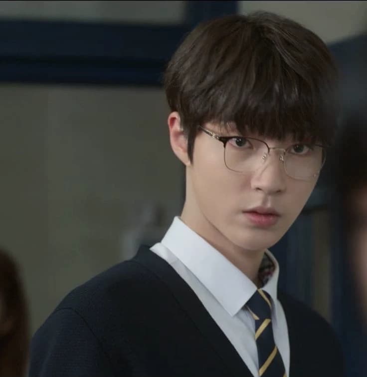 Hwang In-yeop thumbnail