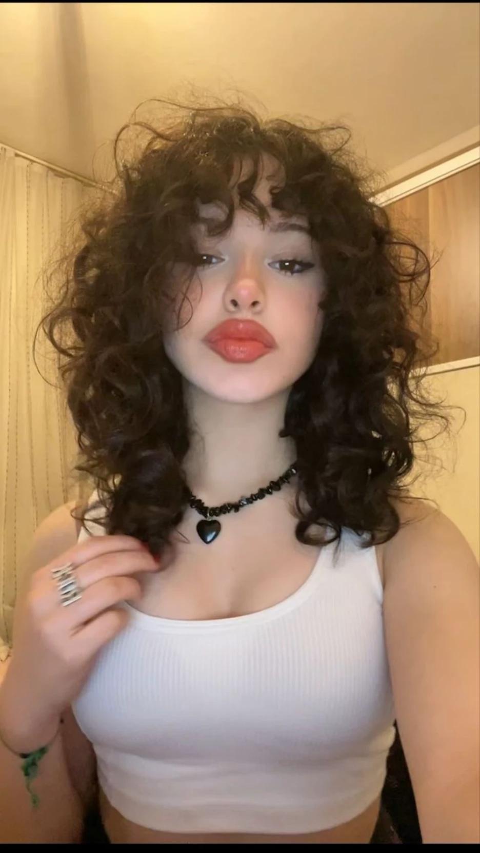 Annie thumbnail