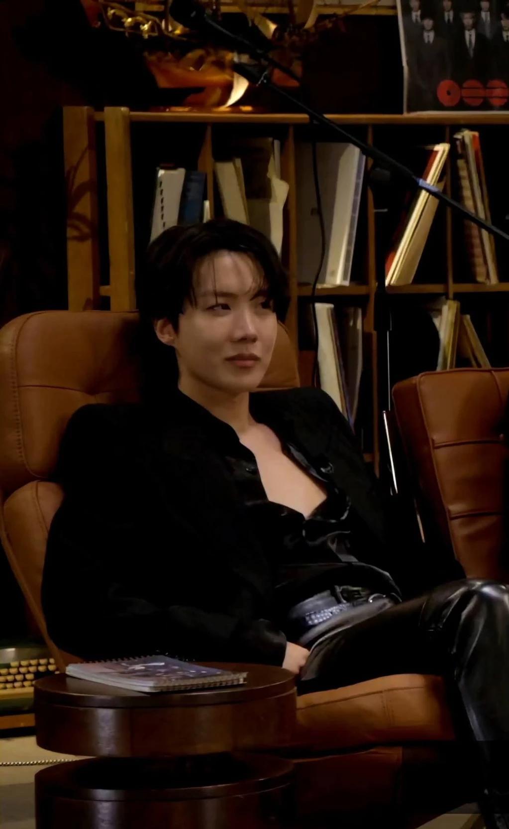 Hoseok thumbnail