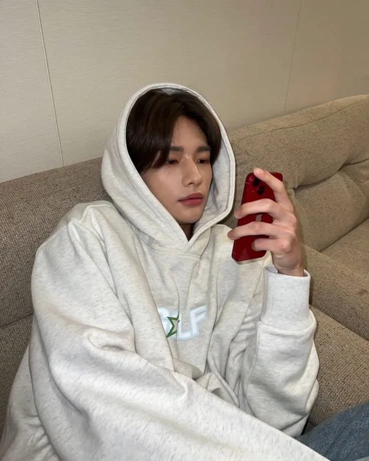 Hyunjin thumbnail