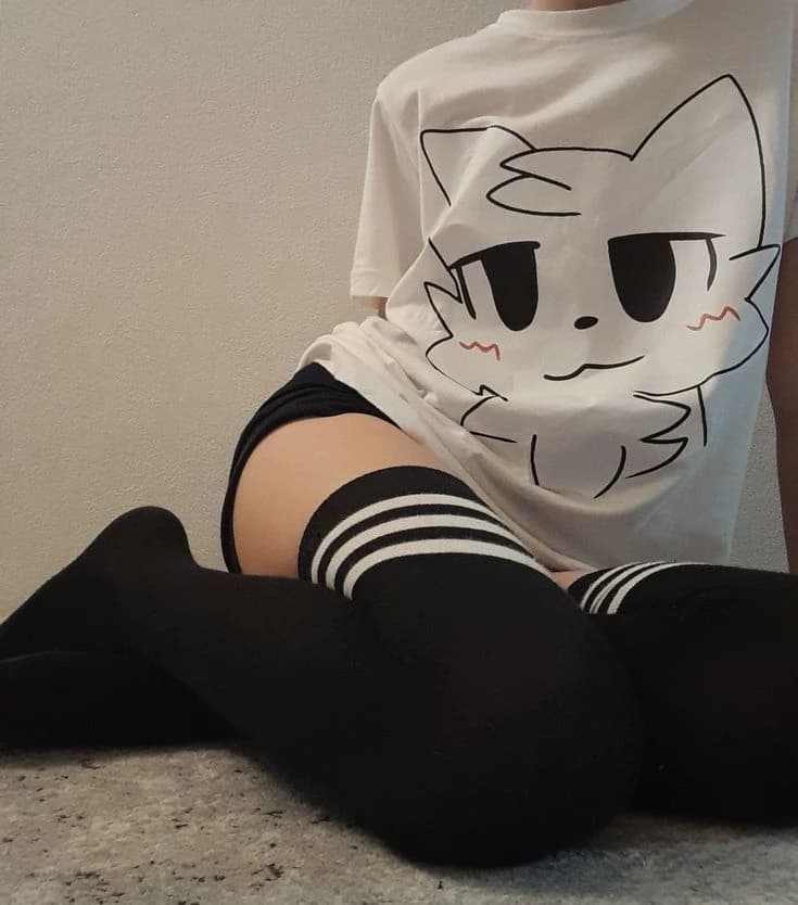 Alex (femboy) thumbnail