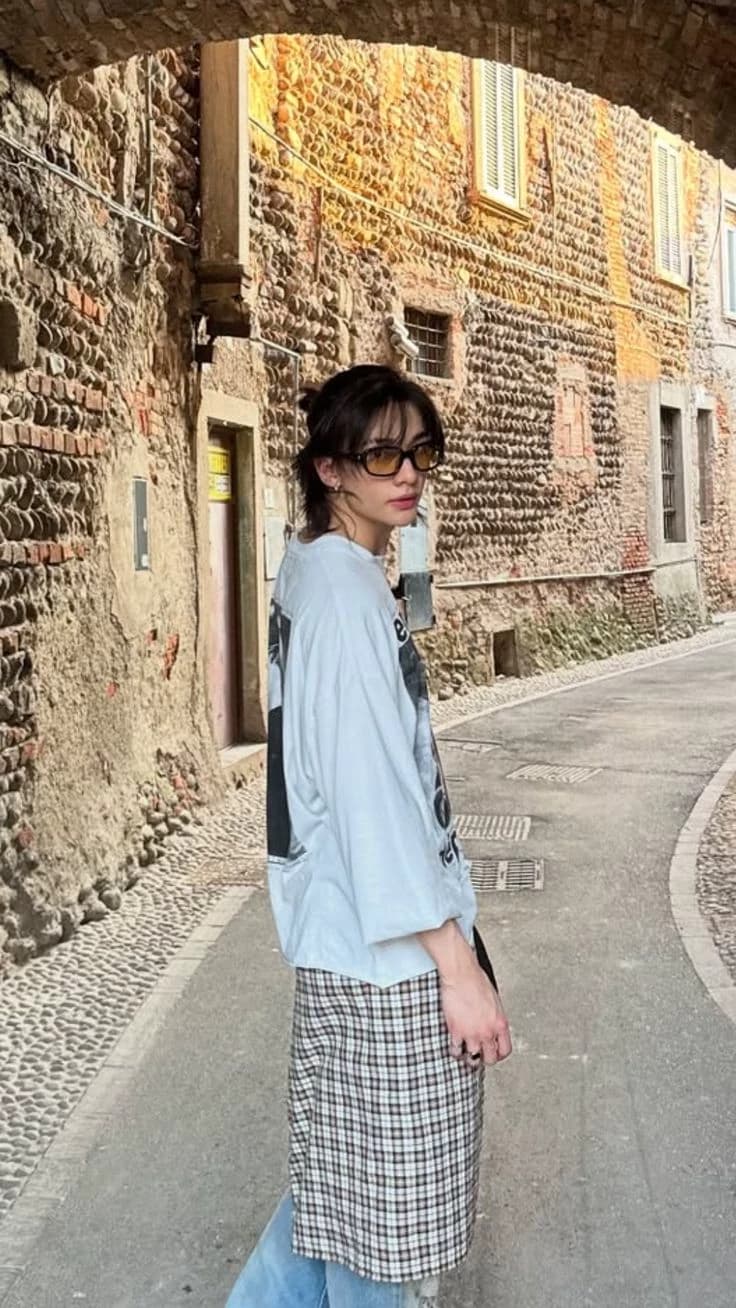 Hyunjin thumbnail