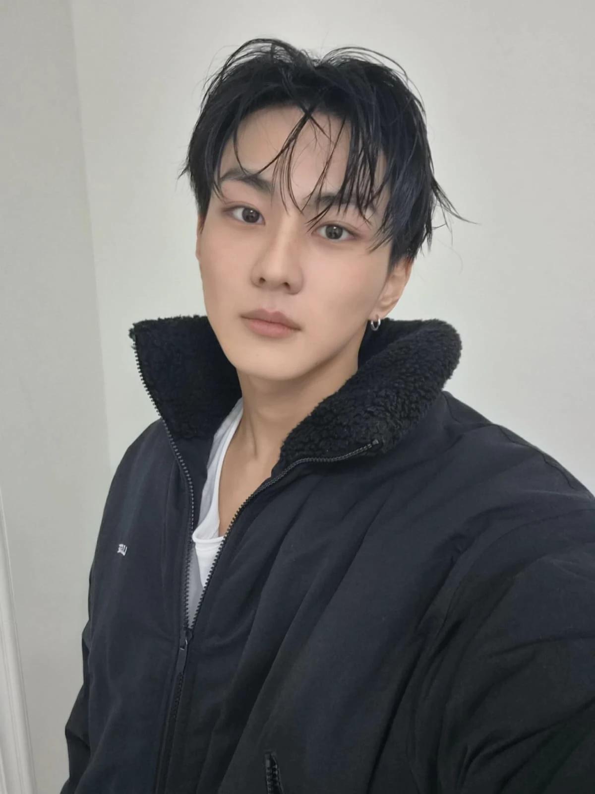 Yang Jungwon thumbnail