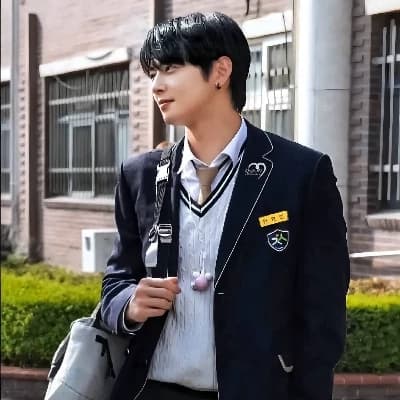 Lee Dong-Min (Felix) thumbnail
