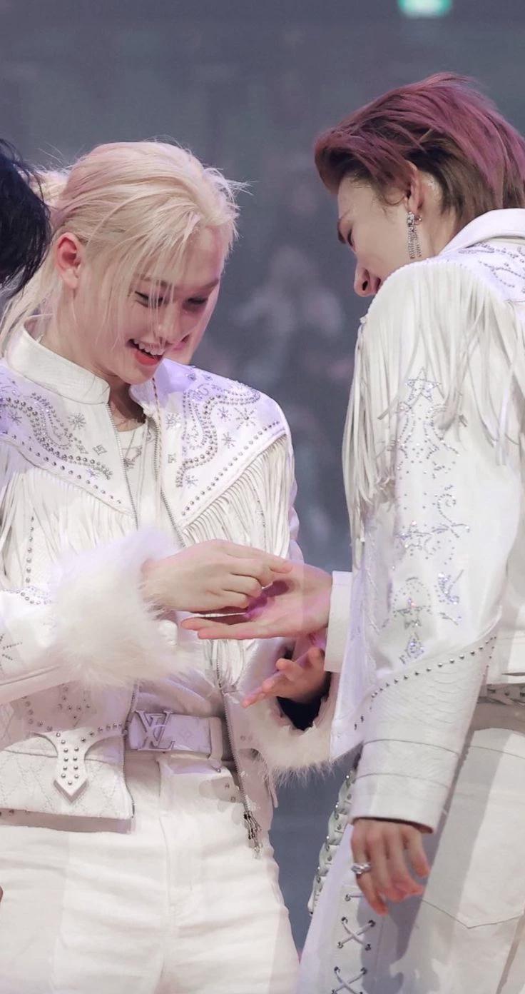 Hyunjin ~ Hyunlix thumbnail