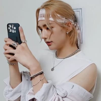 Hyunjin thumbnail