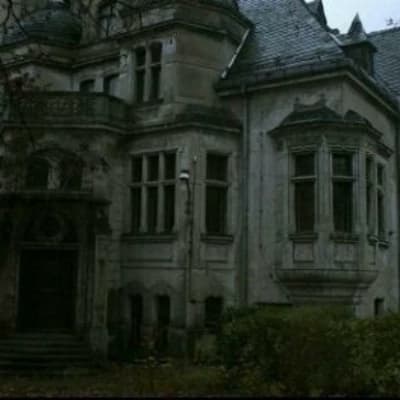 Slendermansion thumbnail