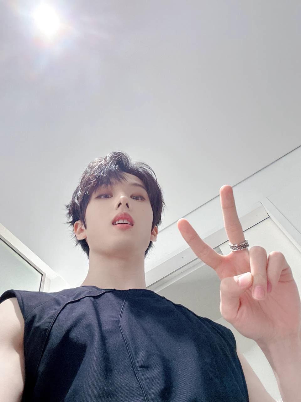 Park Jisung  thumbnail