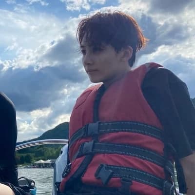 Yoon Jeonghan thumbnail