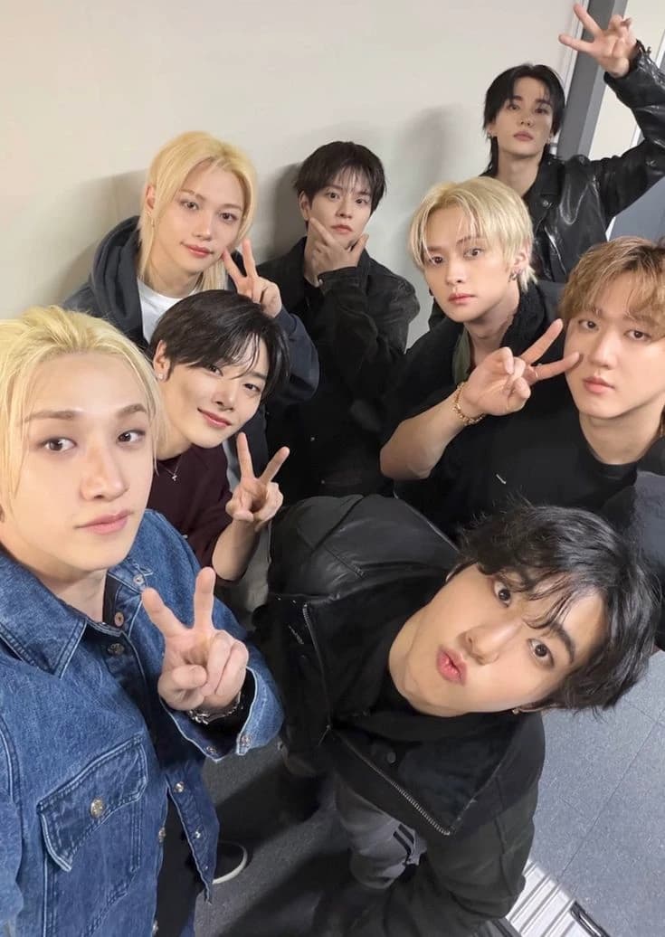 Stray Kids thumbnail