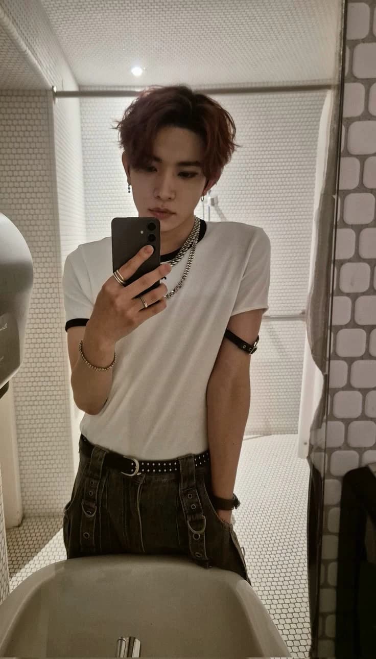 Lee Heeseung thumbnail