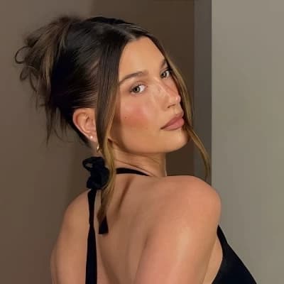 HAILEY BIEBER thumbnail