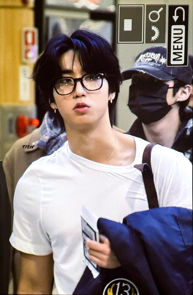 Jisung thumbnail