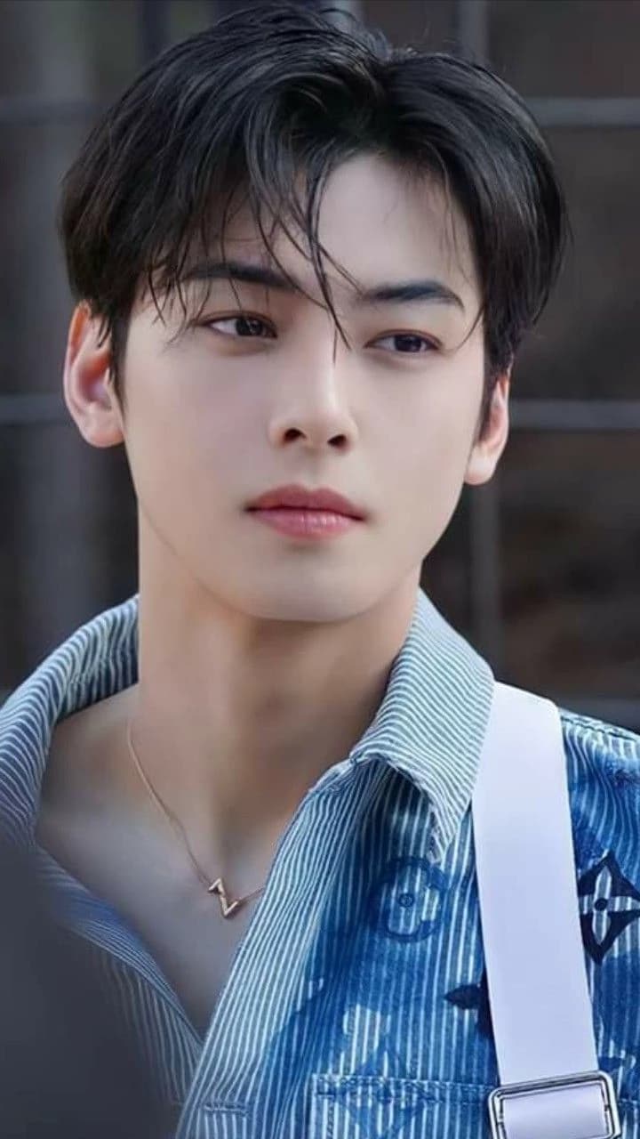 Eun woo thumbnail