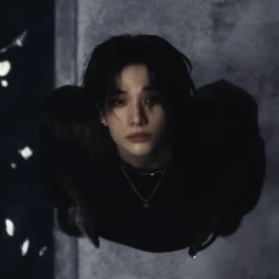 Hwang Hyunjin thumbnail