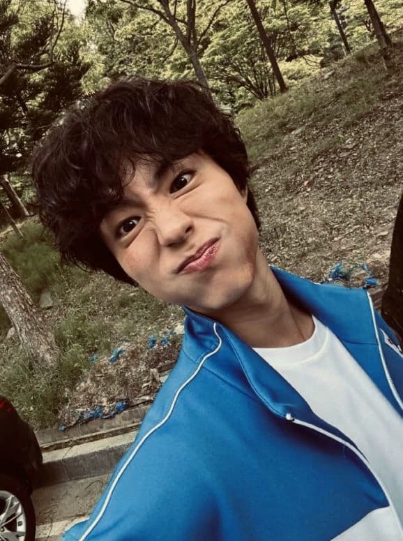 Park bo gum thumbnail