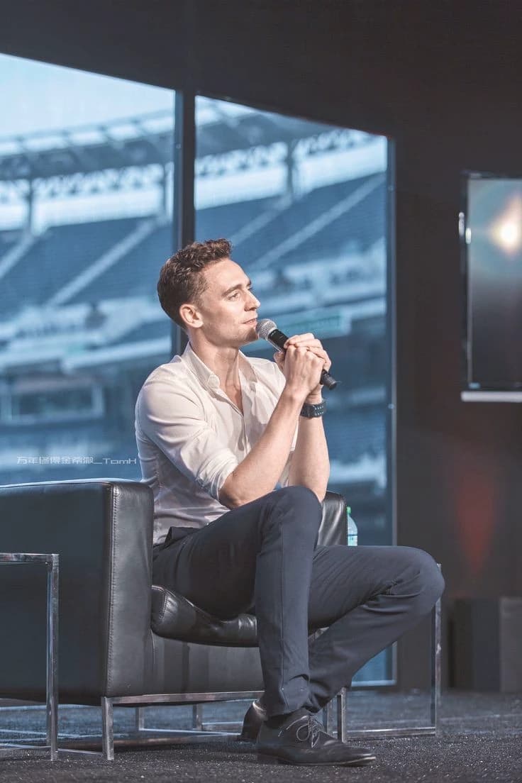Tom Hiddleston thumbnail