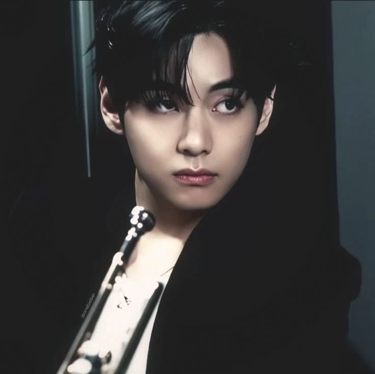 Kim Taehyung  thumbnail