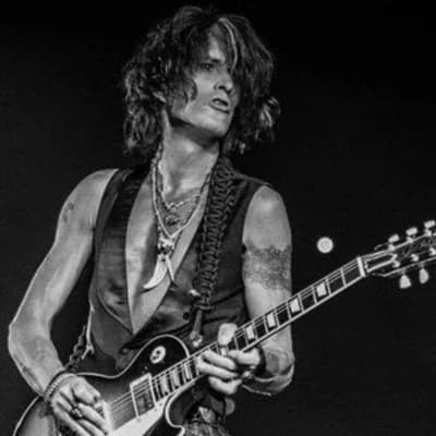 Joe Perry thumbnail