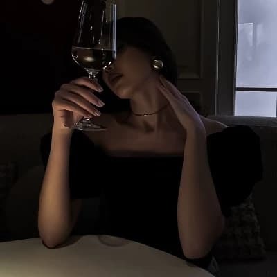 Elara thumbnail