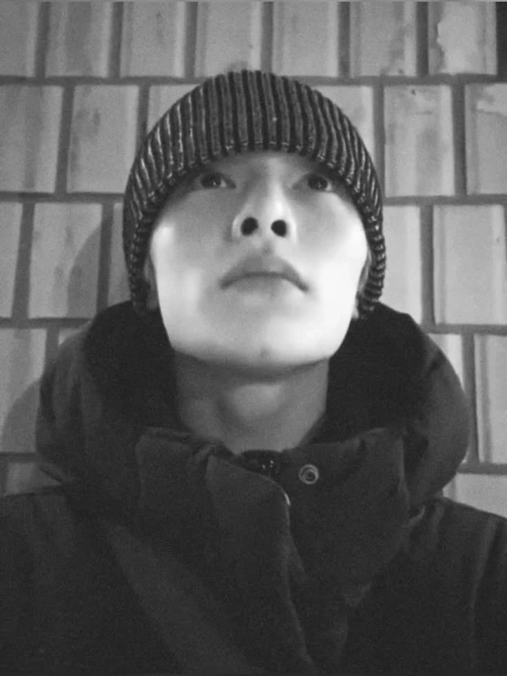 Jeongin thumbnail