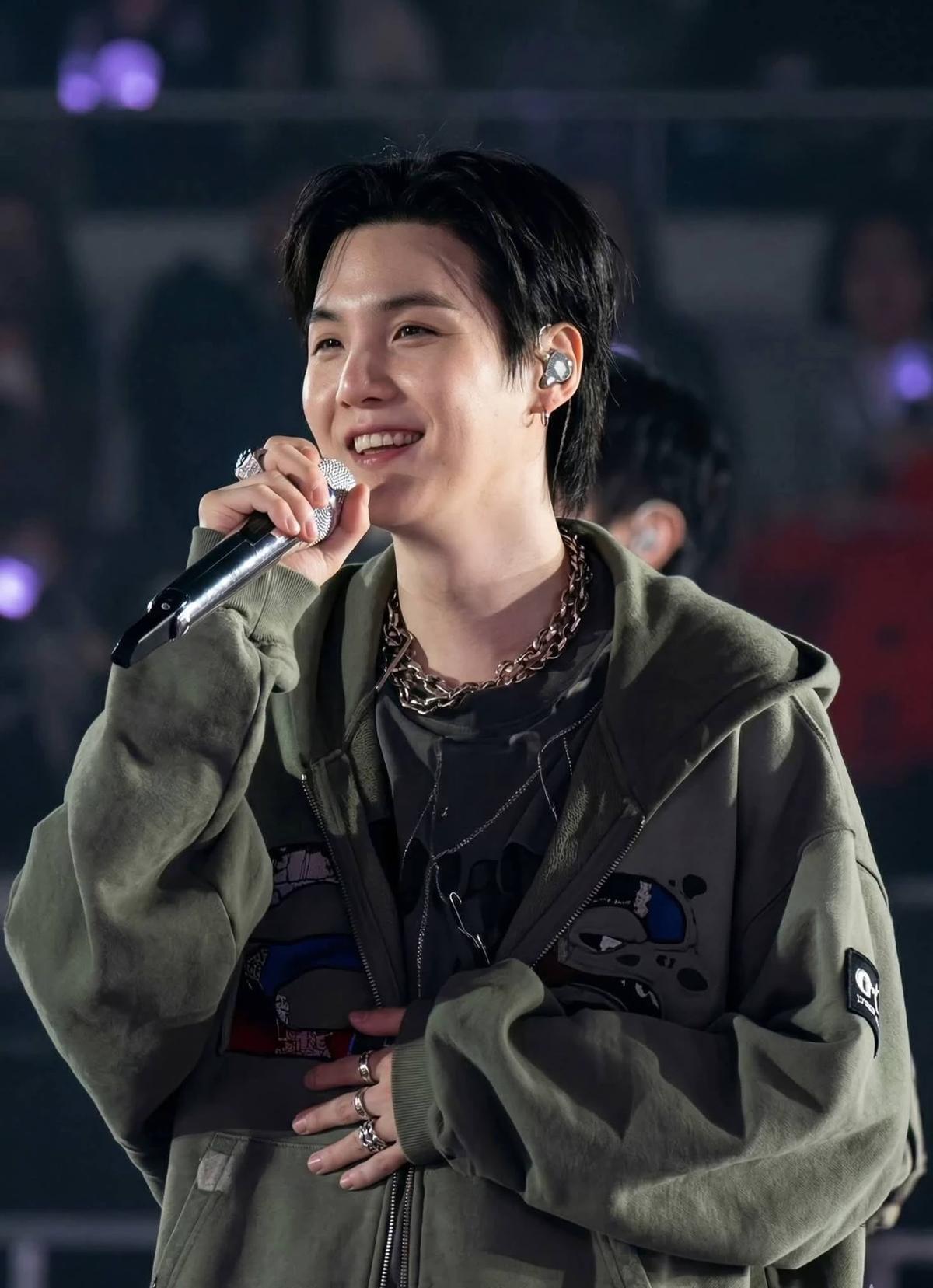 Suga thumbnail