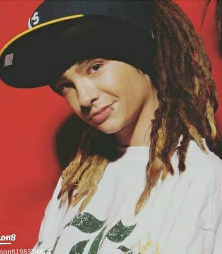 Tom Kaulitz' thumbnail