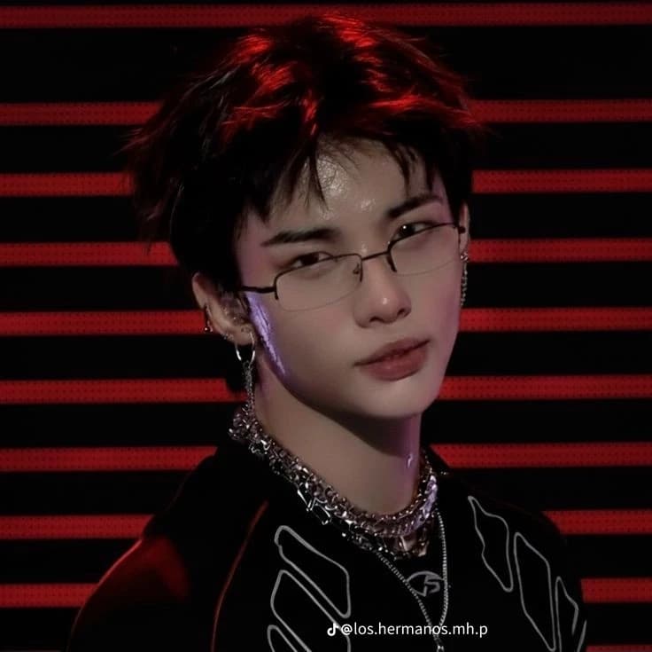 ☆HWANG HYUNJIN ☆ thumbnail
