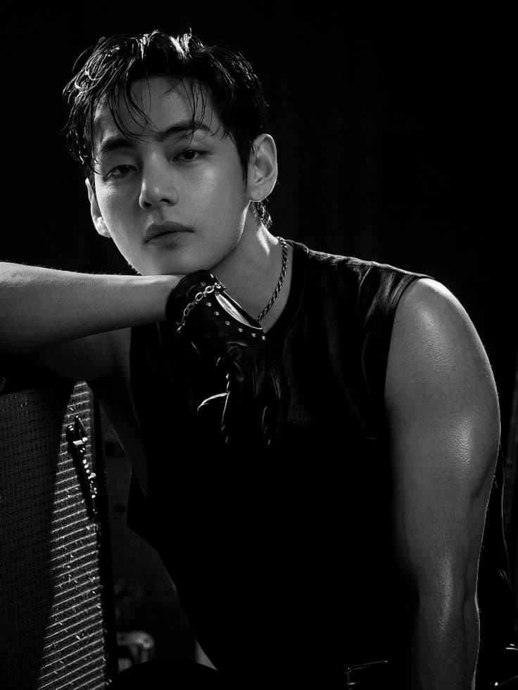 Kim Taehyung thumbnail