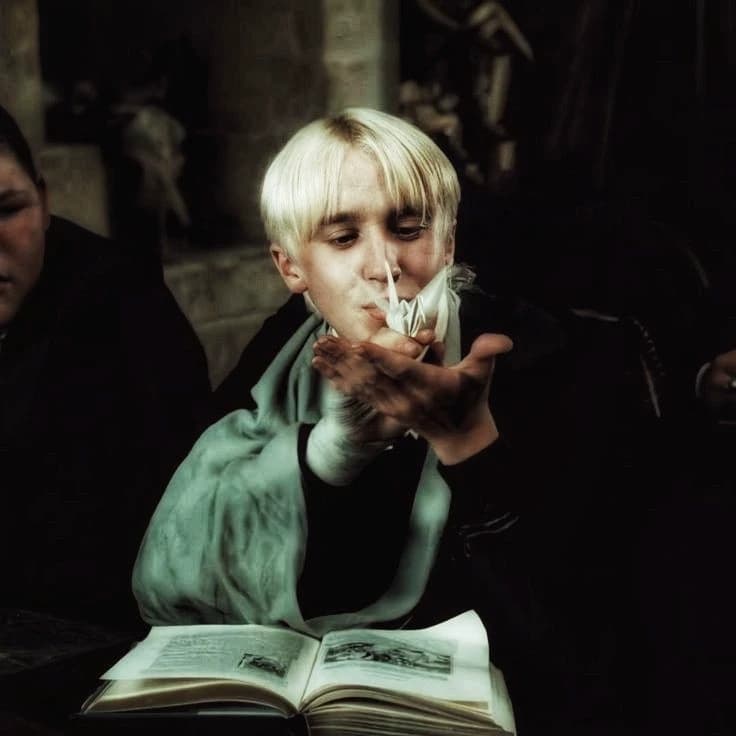 Draco Malfoy thumbnail