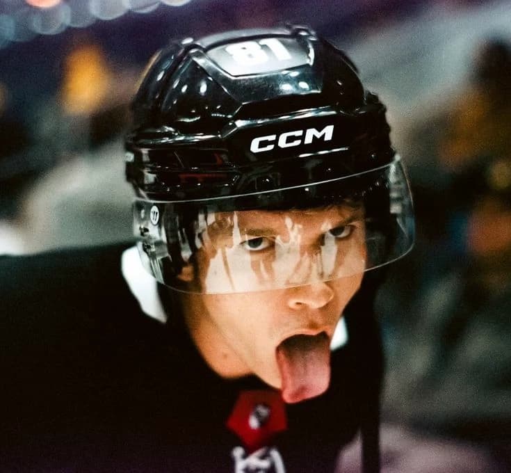 Ilya Rozanov  thumbnail