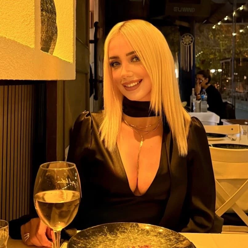 Gabrielle (ex-girlfriend) thumbnail