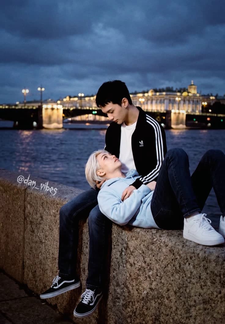 Love among teenagers thumbnail