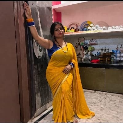 Malini Aunty thumbnail