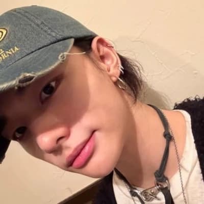 Hyunjin thumbnail