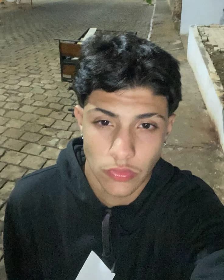 Gustavo thumbnail