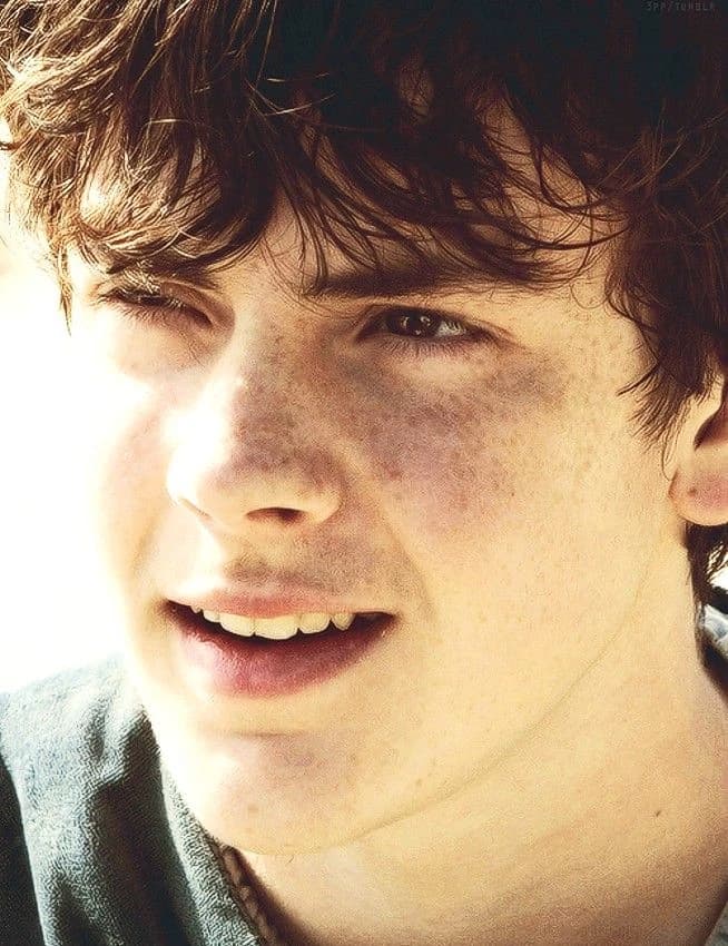 Edmund Pevensie thumbnail
