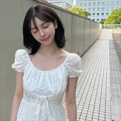 Karina thumbnail