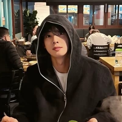 Cha Eun-woo thumbnail