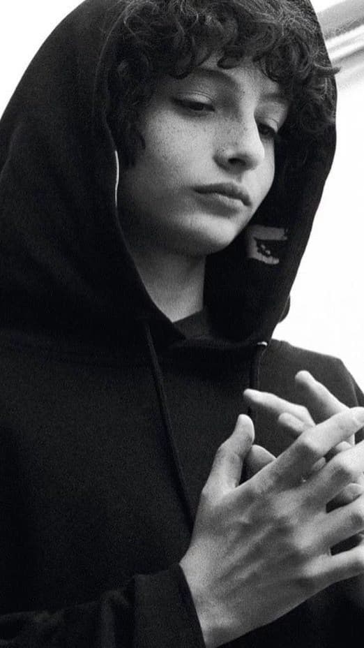 Finn Wolfhard💗💗💗💗 thumbnail