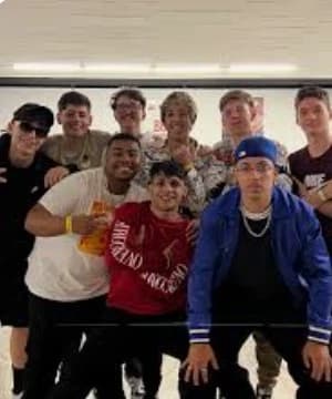 CRIATIVE ESQUAD thumbnail