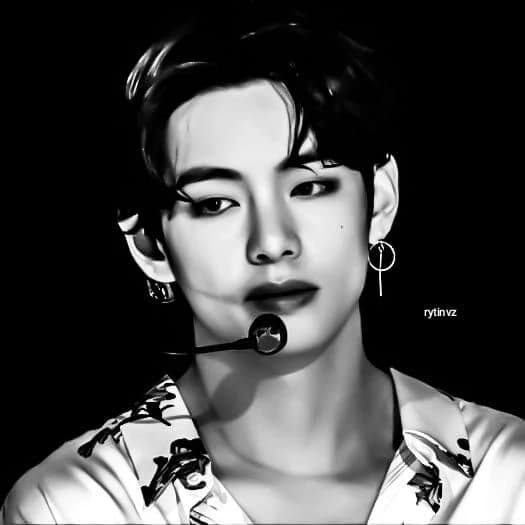 Kim Taehyung  thumbnail