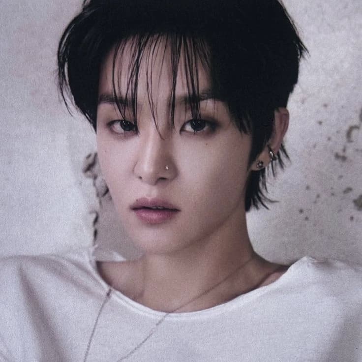 Jihoon(TREASURE) thumbnail