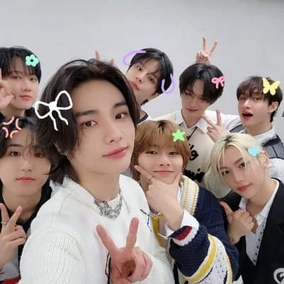 Stray Kids-briga thumbnail